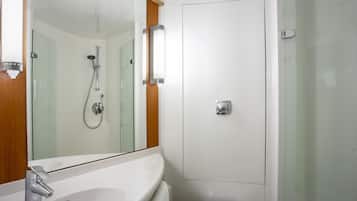 Twin Room, 2 Twin Beds | In-room safe, desk, iron/ironing board, free cribs/infant beds
