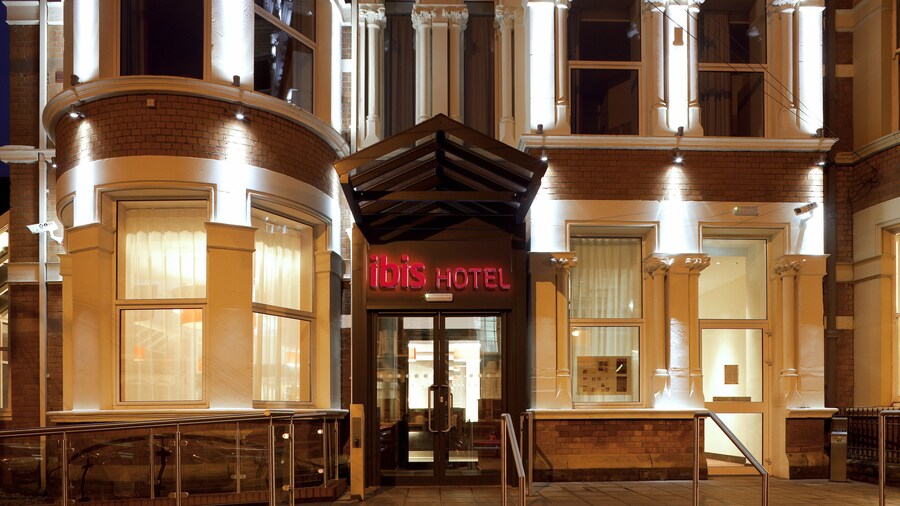 ibis Belfast Queens Quarter