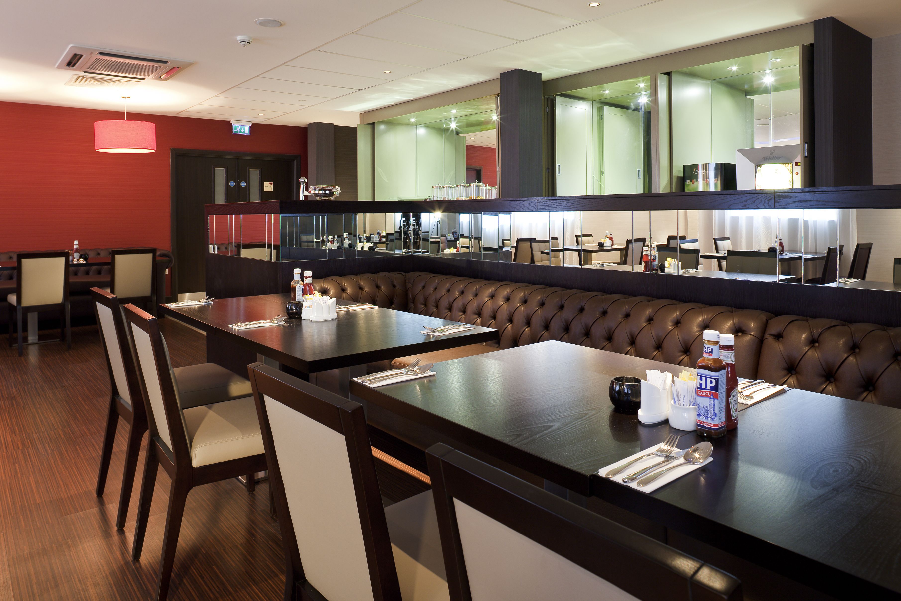 lunch and dinner served