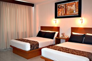 Executive Suite, 2 Double Beds, Non Smoking | Premium bedding, down comforters, in-room safe, individually furnished - Best Western Global Express (Veracruz)