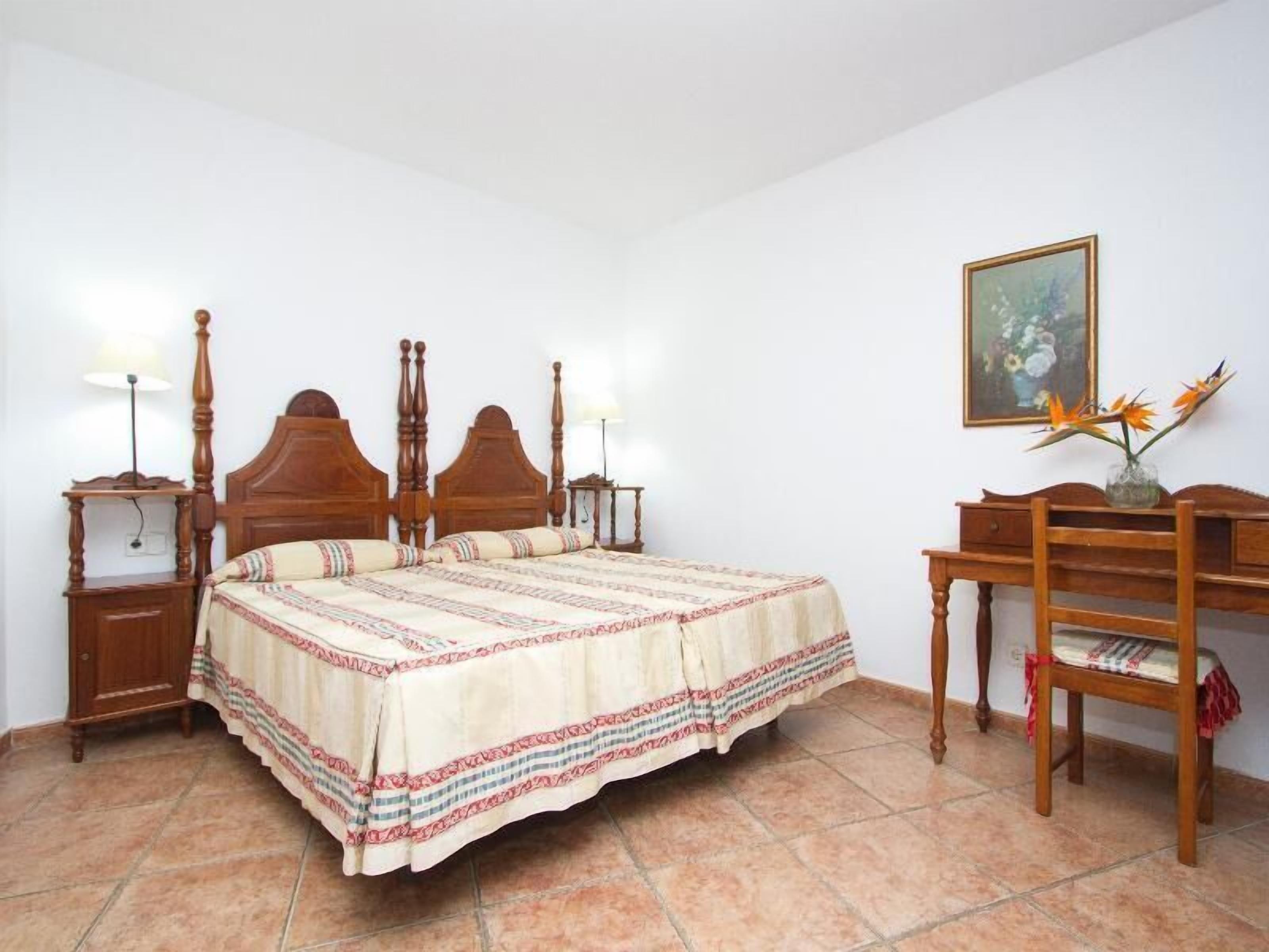 In-room safe, iron/ironing board, free WiFi, bed sheets