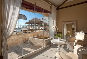 LCD TV - Hotel Carina (Kusadasi)