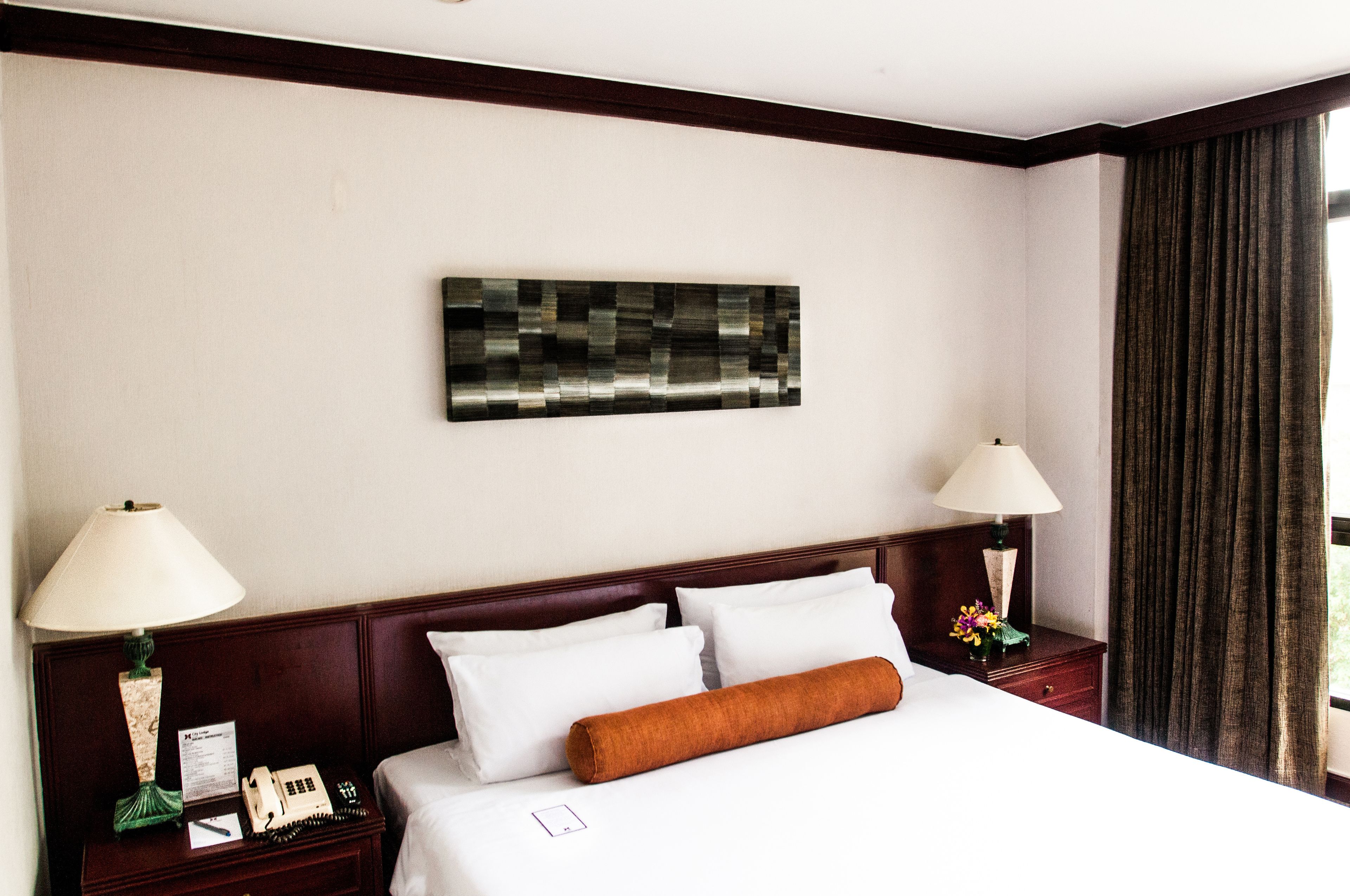 Superior Double, Garden View | In-room safe, desk, wheelchair access