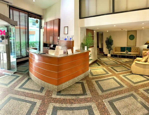 Reception - City Lodge Bangkok (Bangkok)