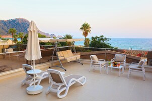 Xperian Executive with Terrace | Sábanas de algodón egipcio y ropa de cama de alta calidad