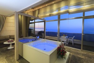 Xperian Deluxe Loft  | Jakuzi