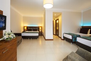 Premium bedding, free minibar, in-room safe, desk - Xperia Grand Bali Hotel  - All Inclusive (Alanya)