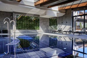 Indoor pool, outdoor pool, open 9:00 AM to 9:00 PM, sun loungers - SPA Resort St. Ivan Rilski (Bansko)