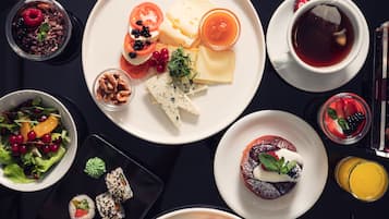 Daily buffet breakfast (EUR 20 per person)