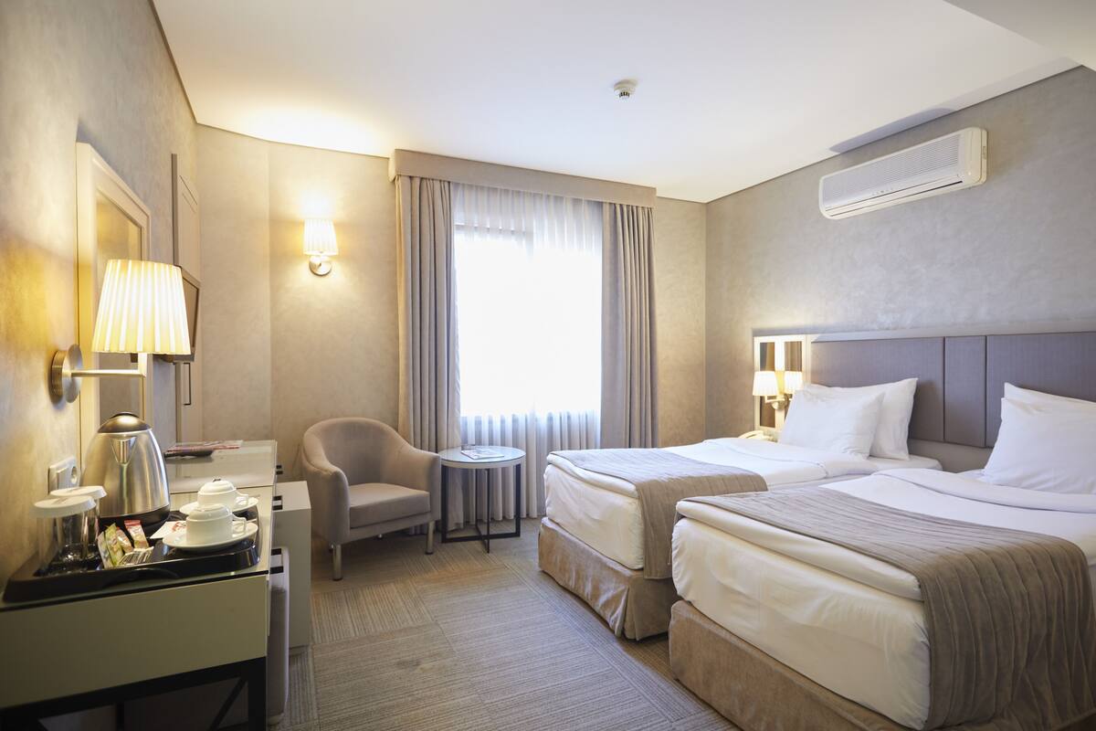 Minibar, in-room safe, desk, soundproofing