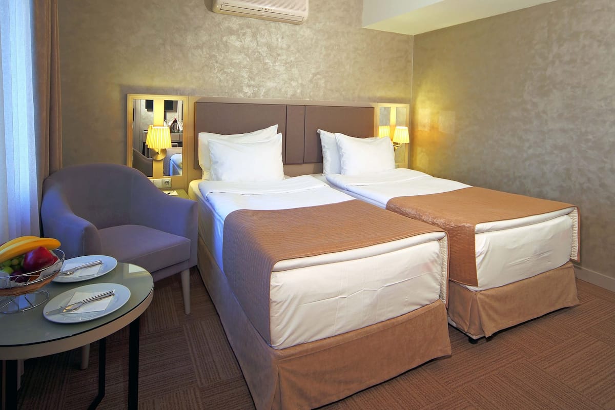 Minibar, in-room safe, desk, soundproofing