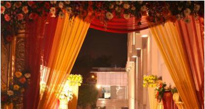 Fortune Sector 27, Noida - Member ITC Hotels' Group