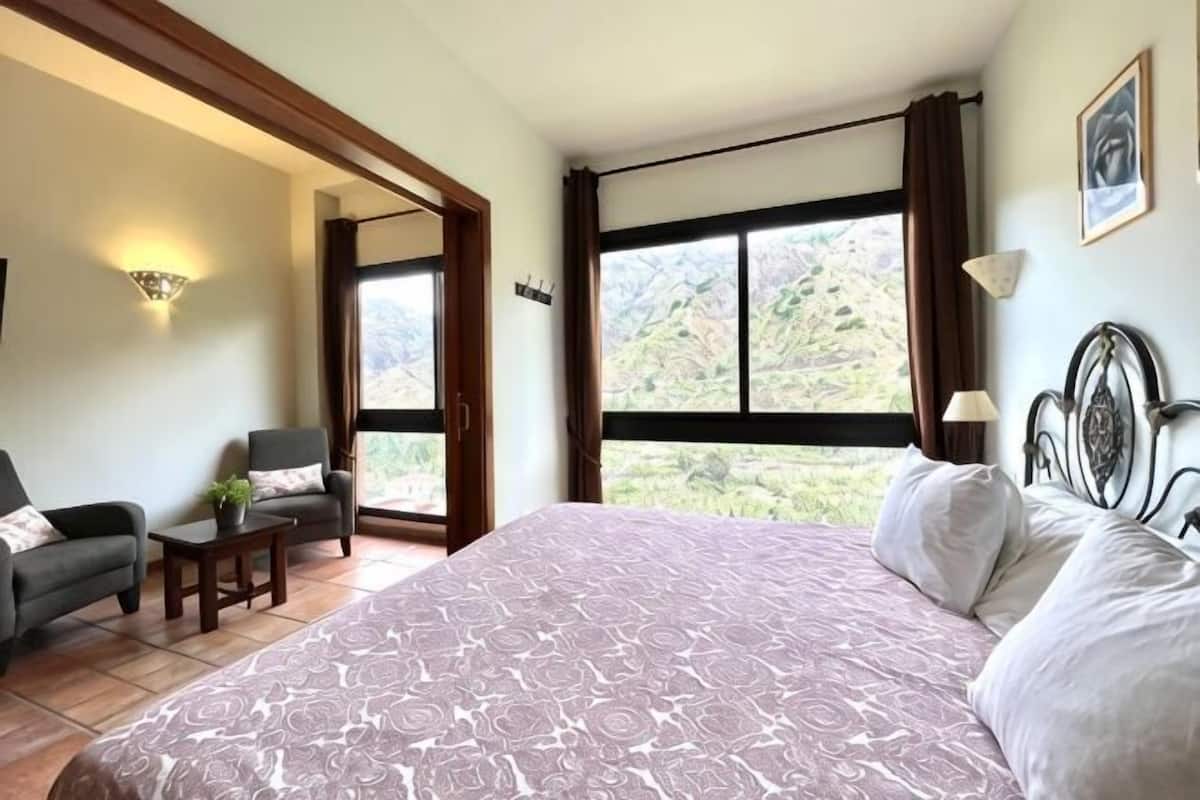 Hypo-allergenic bedding available, down comforters, blackout drapes