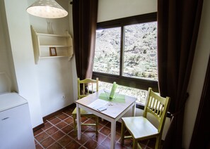 Traditional-Studio, Balkon, Bergblick