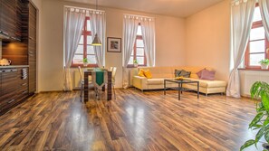 Apartment, 1 Double Bed | Living area