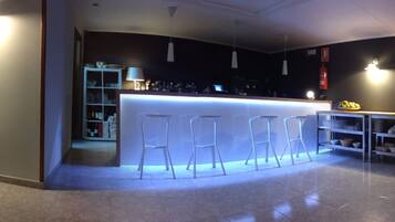 Bar (en la propiedad)