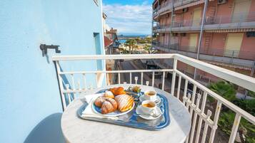 Panoramic Double Room | Minibar, in-room safe, desk, iron/ironing board