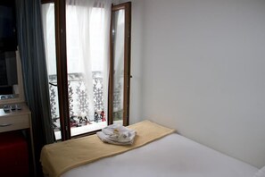 Minibar, värdeförvaringsskåp på rummet, ljudisolering och gratis wi-fi