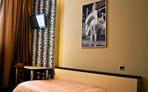 In-room safe, cribs/infant beds, rollaway beds, free WiFi - Pankrác (Prague)