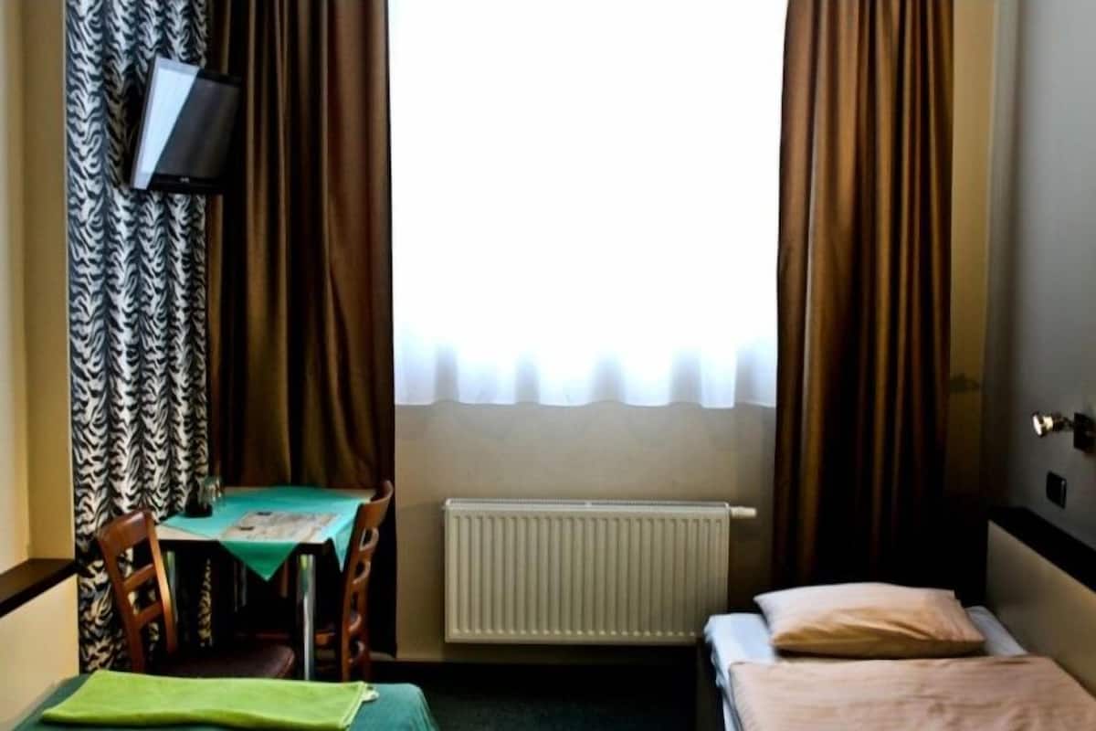 Single Room | Room amenity