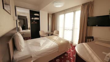 Single Room | Premium bedding, minibar, in-room safe, individually decorated