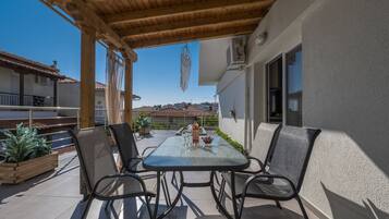 Apartment One Bedroom | 1 Schlafzimmer, schallisolierte Zimmer, BĂŒgeleisen/BĂŒgelbrett