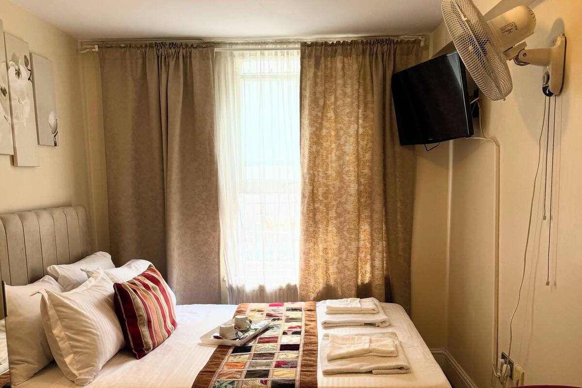 Soundproofing, iron/ironing board (on request), WiFi (free), bed sheets