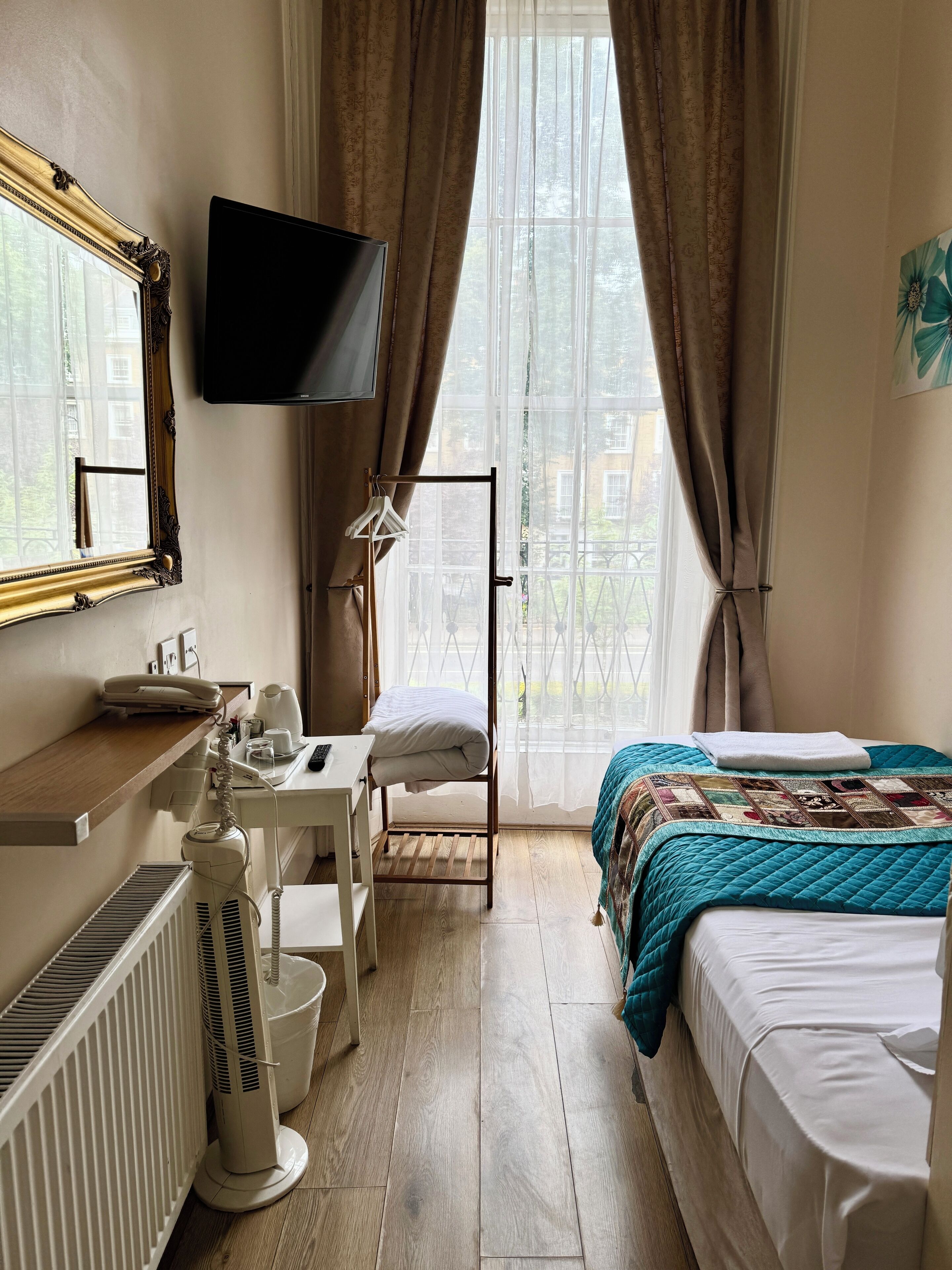 Single Room | Soundproofing, iron/ironing board, free WiFi, bed sheets