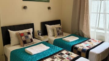 Sistema de insonorización, tabla de planchar con plancha y wifi gratis