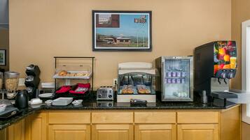 Free daily continental breakfast