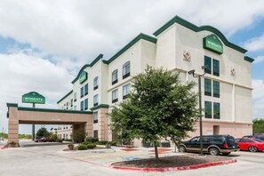 Exterior - Wingate by Wyndham New Braunfels (New Braunfels)