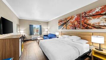 Desk, iron/ironing board, free WiFi, bed sheets