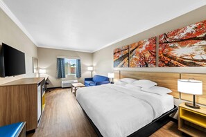 办公桌、熨斗/熨衣板、免费 WiFi、床单