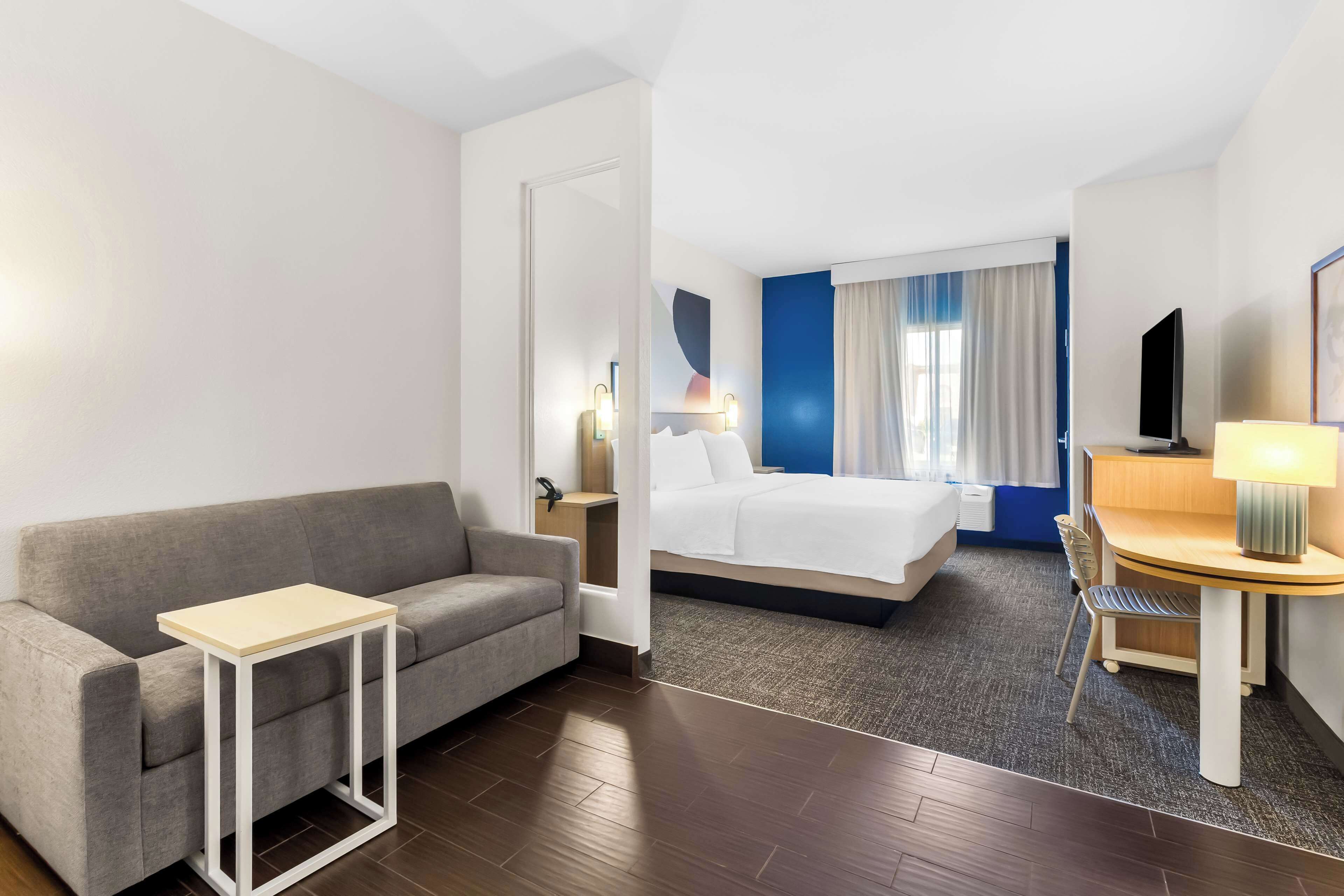 50-inch flat-screen tv with satellite channels, tv