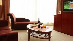 Rollaway beds - King Kong Garden Hotel (Suzhou)