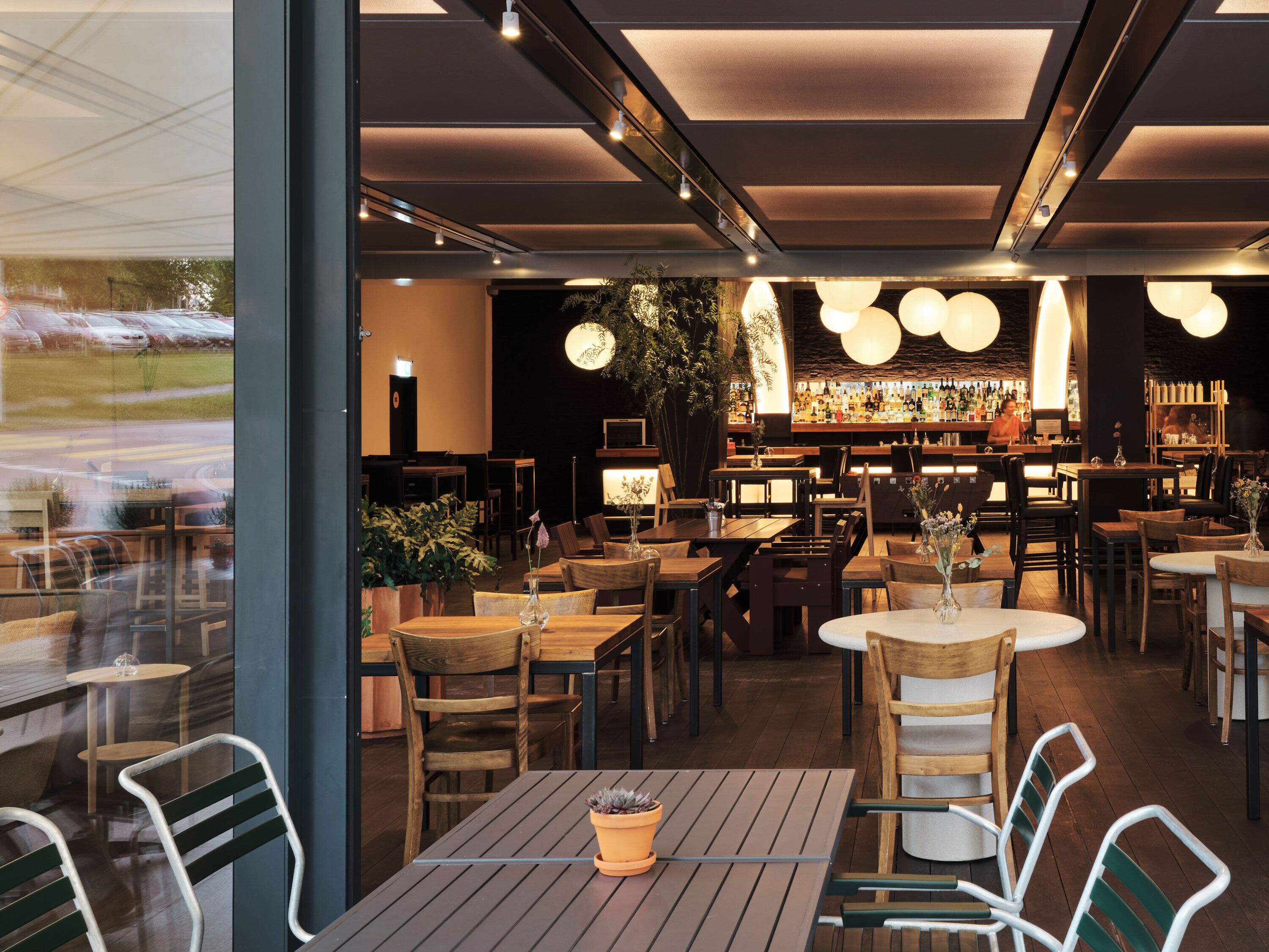 Breakfast, lunch, dinner served; international cuisine, garden views 