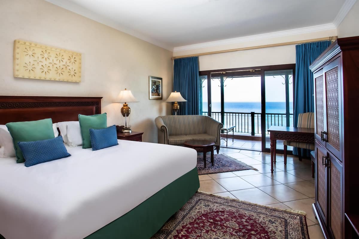 AVANI Ocean Room | Premium bedding, pillowtop beds, minibar, in-room safe