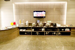 Déjeuner continental gratuit tous les jours