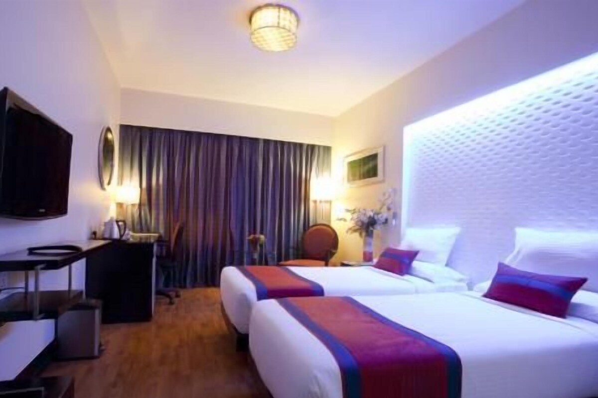 In-room safe, desk, soundproofing, iron/ironing board (on request)