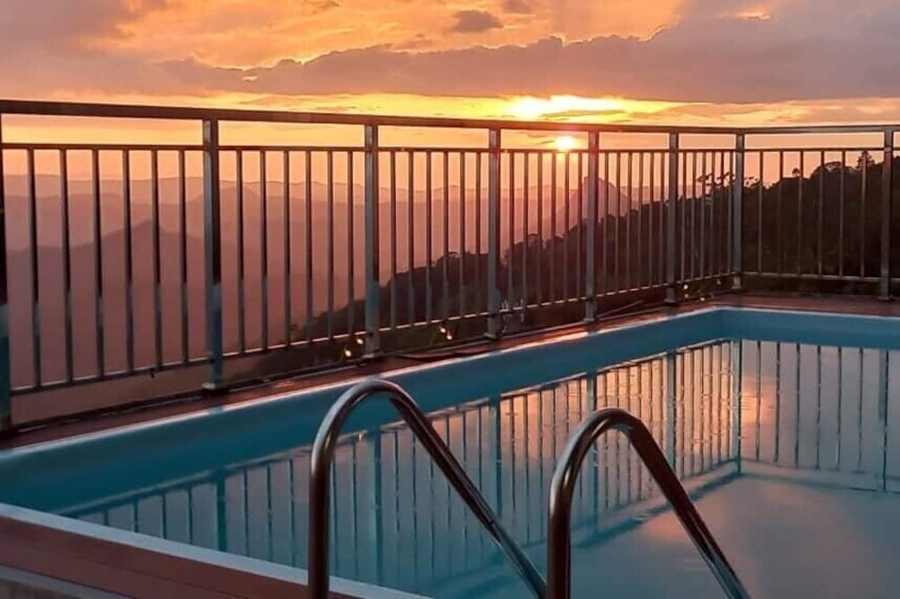 Misty Mountain Resort - Ambazhachal