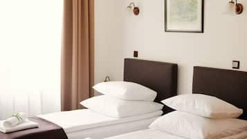 Literie de qualité supérieure, coffres-forts dans les chambres, bureau