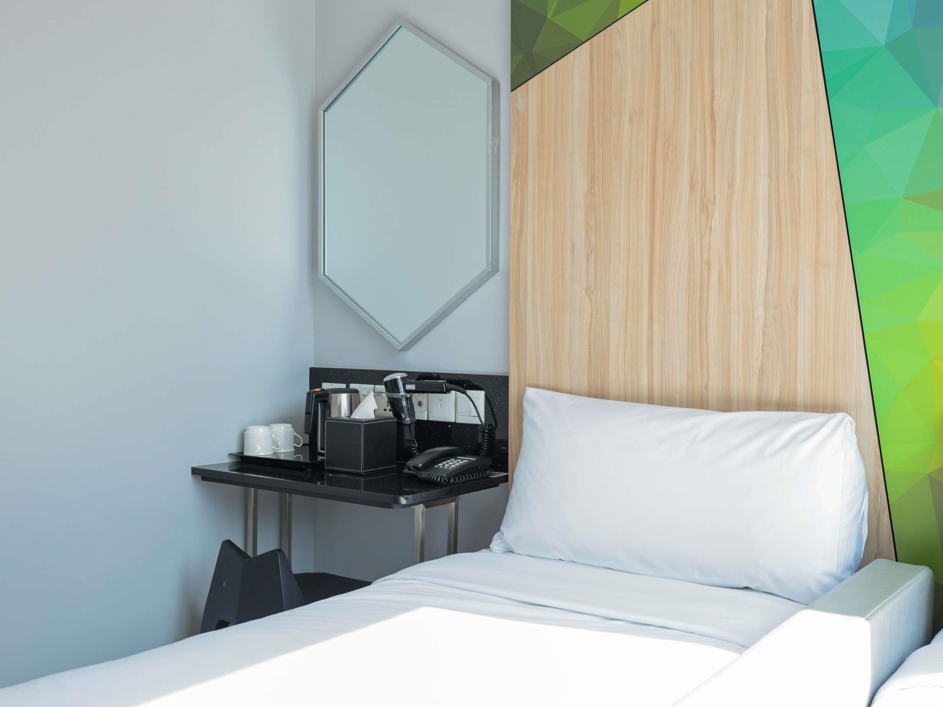 Superior Room, 2 Twin Beds | Desk, iron/ironing board (on request), WiFi (free), bed sheets
