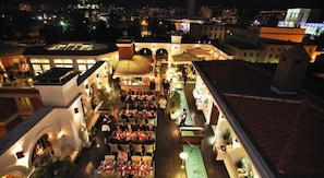 Bar (in der Unterkunft)