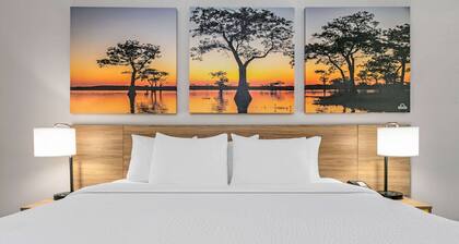 Days Inn & Suites by Wyndham Cabot