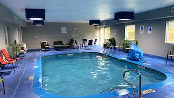 Indendørs pool