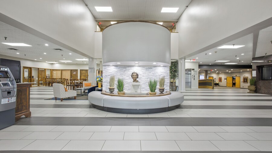 Crossroads Hotel at Huron Event Center