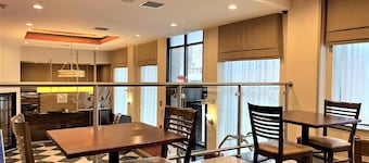 Sleep Inn Long Island City - Manhattan View