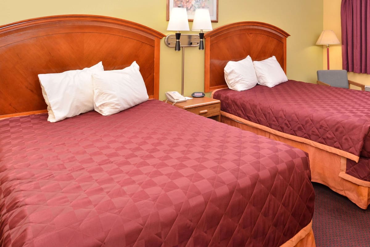 Standaard kamer, 2 queensize bedden, niet-roken | 1 slaapkamer, luxe beddengoed, pillowtop-bedden