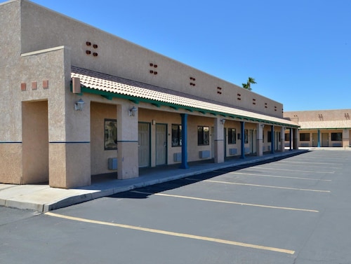 Magnuson Hotel Blythe