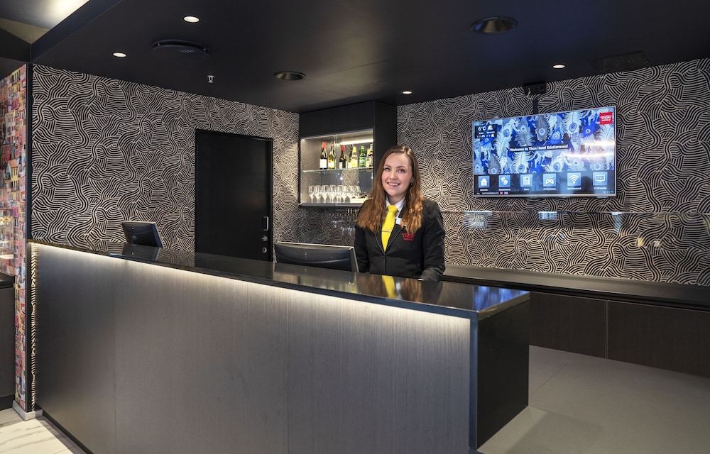 Thon Hotel Kristiansund by null
